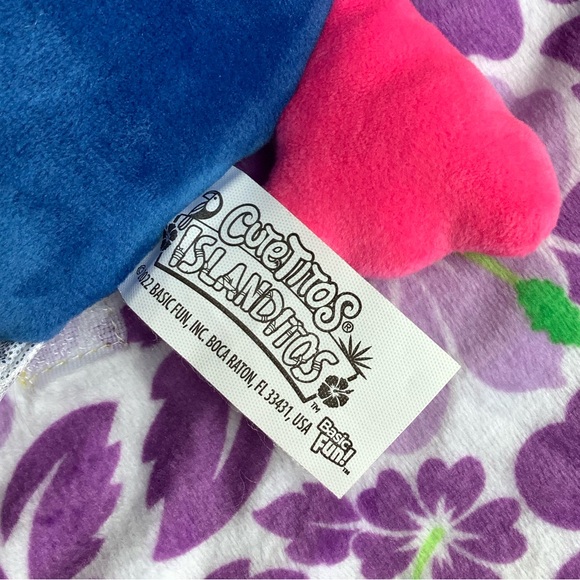 Cutetitos Islanditos Vasuc Fun Toucanito Plush Bird Stuffed Animal Toy with Wrap - Picture 13 of 14